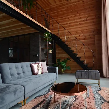 Loft In Old Fire Station Apartmán *